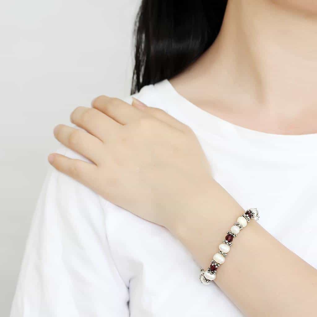 Brass Silver Pearl Red Garnet Bead Stretch Bracelet view 3