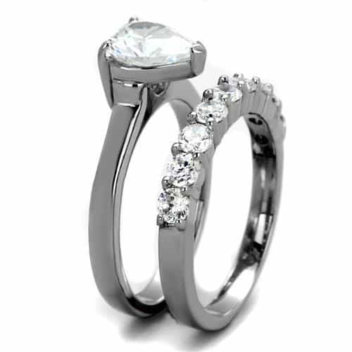 Stainless Steel CZ Heart Solitaire Ring | The Stainless Jewelry view 4
