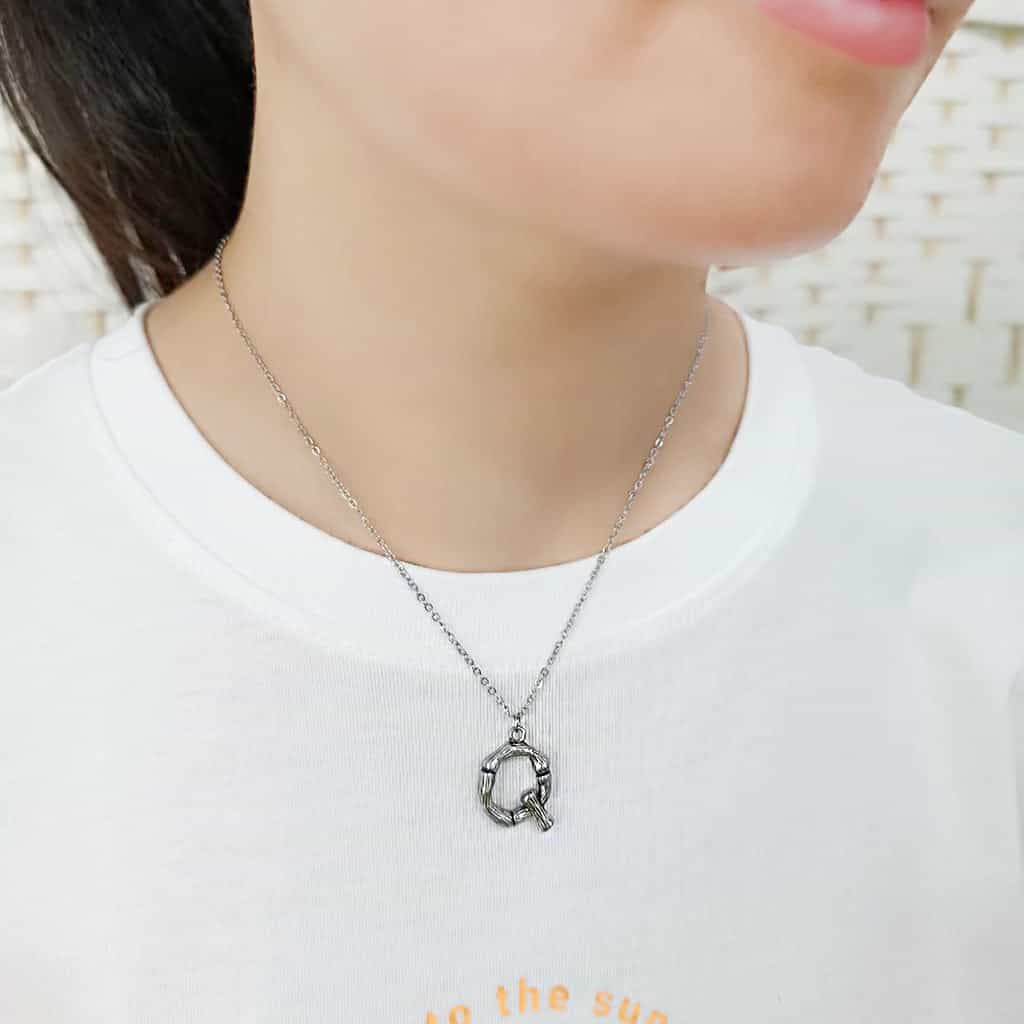 Stainless Steel Silver Bamboo Letter Q Pendant Chain Pendant view 2