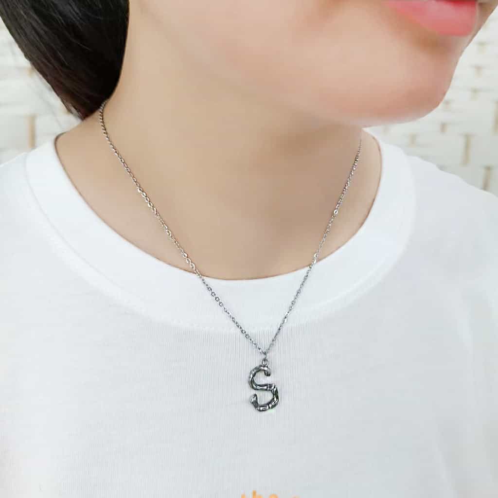 Stainless Steel Silver Bamboo Letter S Pendant Chain Pendant view 2
